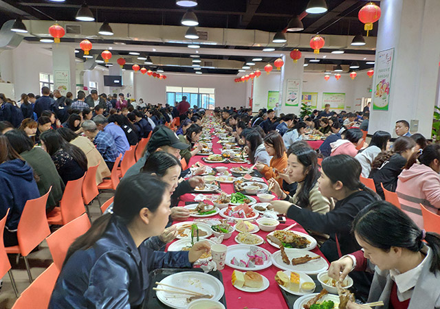 热能电子厂食堂