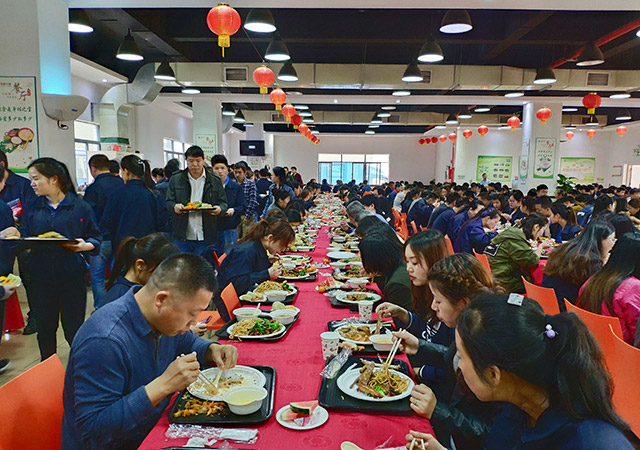 热能电子厂食堂